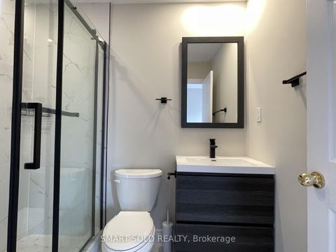 Photo 14 at 42 Amelia Street, South St. James Town, Toronto