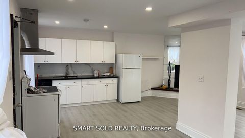 Photo 29 at 42 Amelia Street, South St. James Town, Toronto