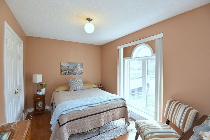 Photo 24 at 8 - 20 Meadowlands Boulevard, Meadowlands, Hamilton