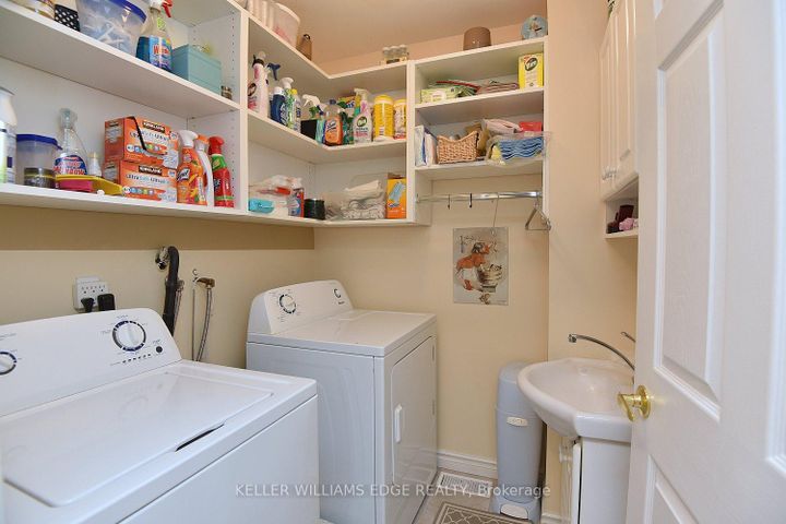 Photo 29 at 8 - 20 Meadowlands Boulevard, Meadowlands, Hamilton