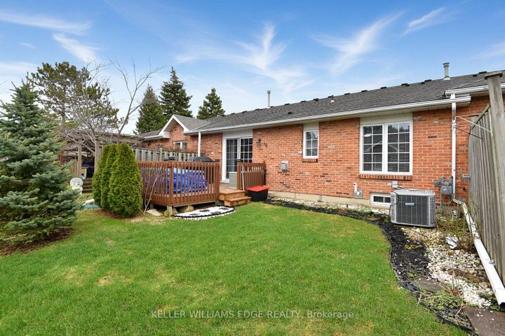 Photo 32 at 8 - 20 Meadowlands Boulevard, Meadowlands, Hamilton