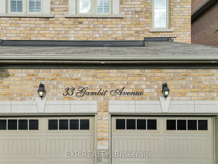 Photo 5 at 33 Gambit Avenue, Vellore Village, Vaughan