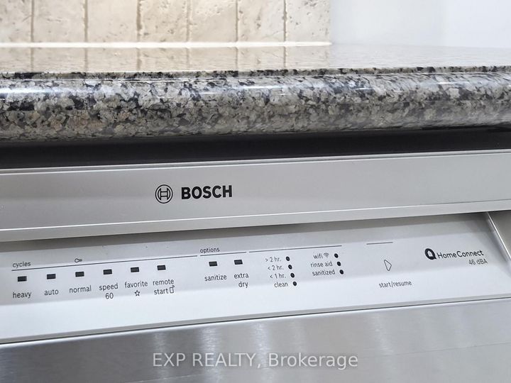 Photo 19 at 33 Gambit Avenue, Vellore Village, Vaughan