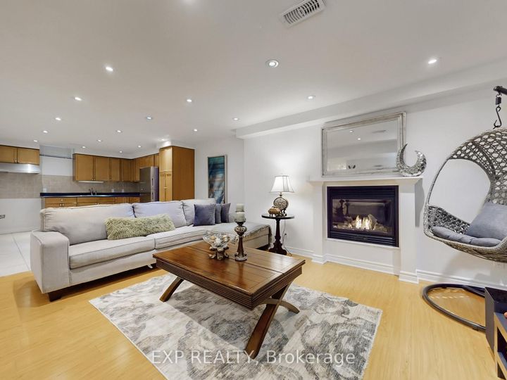 Photo 38 at 33 Gambit Avenue, Vellore Village, Vaughan