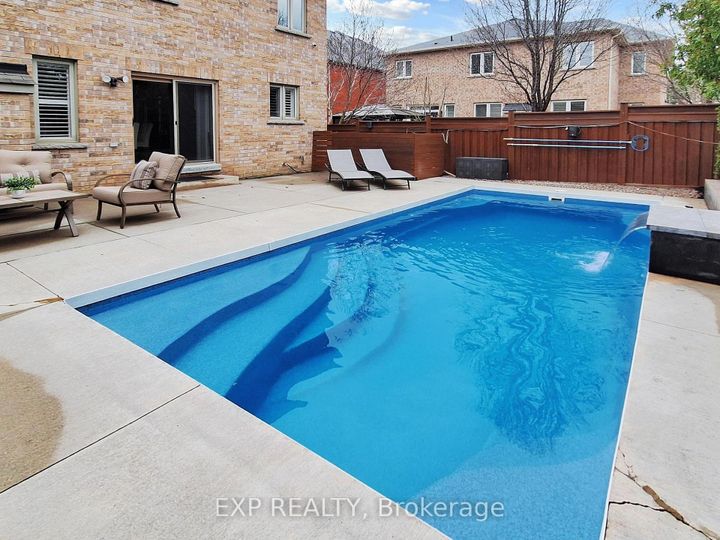 Photo 45 at 33 Gambit Avenue, Vellore Village, Vaughan