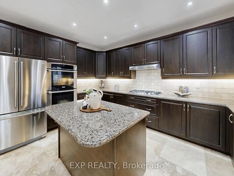 Photo 17 at 33 Gambit Avenue, Vellore Village, Vaughan