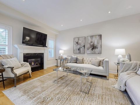 Photo 21 at 33 Gambit Avenue, Vellore Village, Vaughan