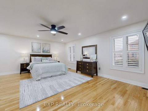 Photo 28 at 33 Gambit Avenue, Vellore Village, Vaughan