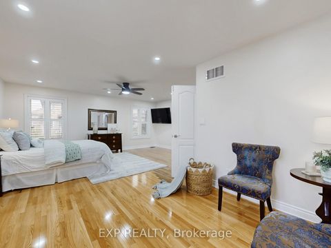 Photo 29 at 33 Gambit Avenue, Vellore Village, Vaughan