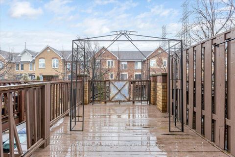 Photo 6 at 90 - 2 Hedge End Road, Rouge E11, Toronto