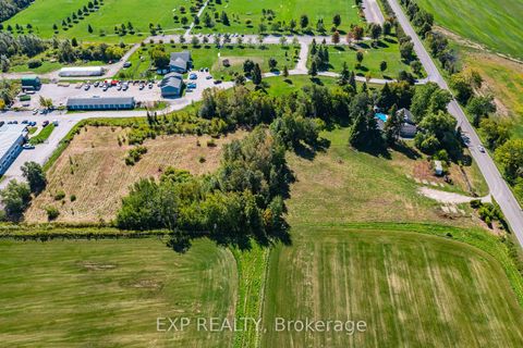 Photo 10 at 26839 Civic Centre Road, Historic Lakeshore Communities, Georgina