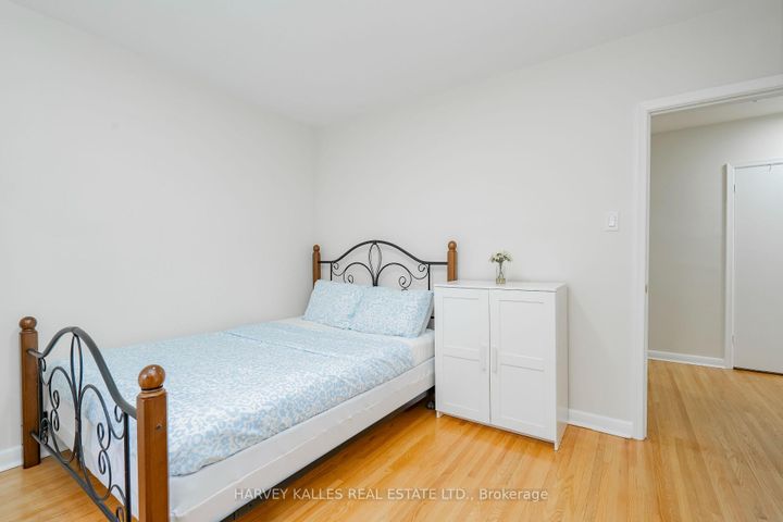 Photo 20 at 21 Barford Road, Kipling, Toronto