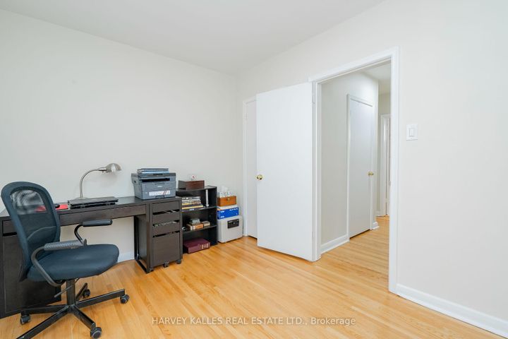 Photo 22 at 21 Barford Road, Kipling, Toronto