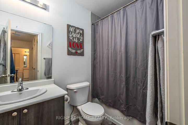 Photo 19 at 2560 Ladyfern Crossing, Duffin Heights, Pickering