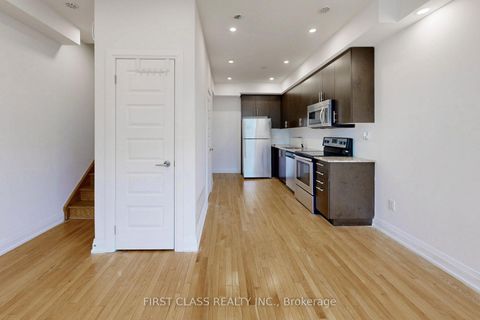 Photo 14 at 79 - 23 Eldora Avenue, Newtonbrook West, Toronto