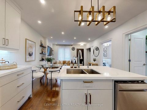 Photo 12 at 534 Silverthorn Avenue, Eglinton West, Toronto