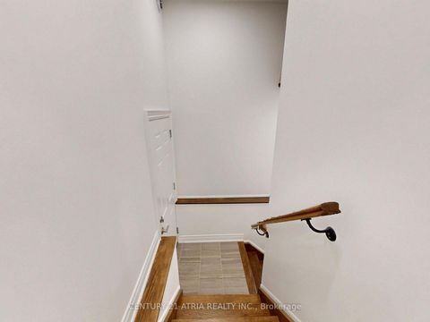 Photo 27 at 534 Silverthorn Avenue, Eglinton West, Toronto