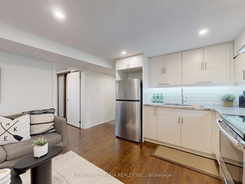 Photo 35 at 534 Silverthorn Avenue, Eglinton West, Toronto