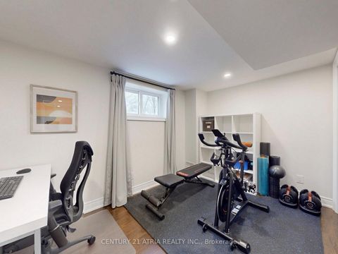 Photo 39 at 534 Silverthorn Avenue, Eglinton West, Toronto