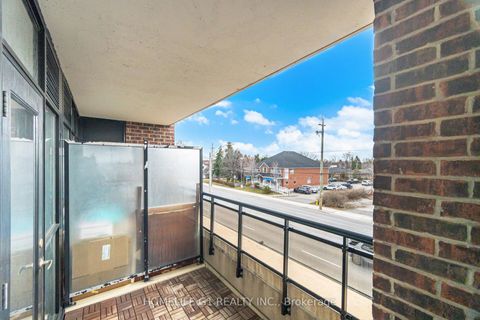 Photo 14 at 212 - 2396 Major Mackenzie Drive, Maple, Vaughan