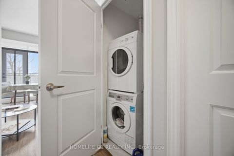 Photo 18 at 212 - 2396 Major Mackenzie Drive, Maple, Vaughan