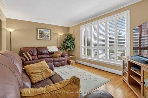 Photo 4 at 104 Ferris Road, Parkview, Toronto