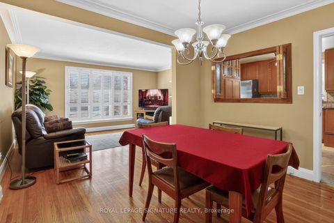 Photo 7 at 104 Ferris Road, Parkview, Toronto