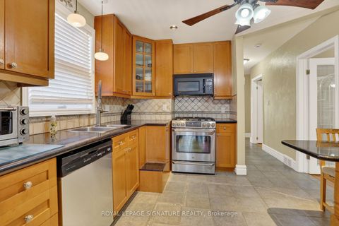 Photo 10 at 104 Ferris Road, Parkview, Toronto