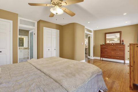 Photo 17 at 104 Ferris Road, Parkview, Toronto