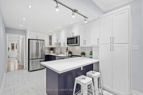 Photo 5 at 431 Beresford Avenue, Bloor West Village, Toronto