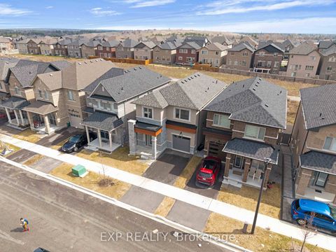 Photo 2 at 1117 Cameo Street, Rural Pickering, Pickering