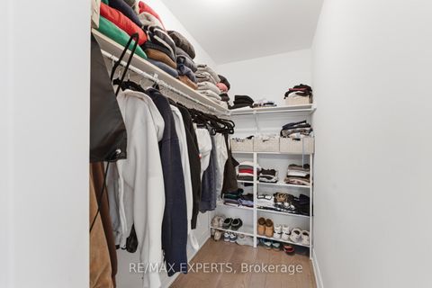 Photo 20 at 22 Wedgewood Place, Concord, Vaughan