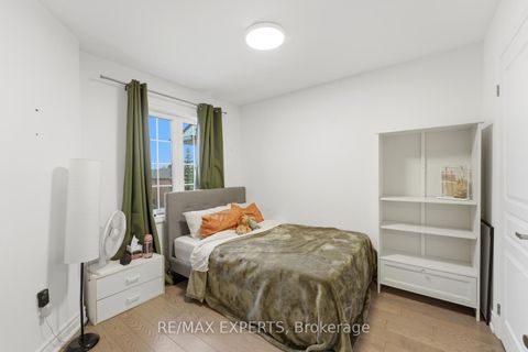 Photo 21 at 22 Wedgewood Place, Concord, Vaughan