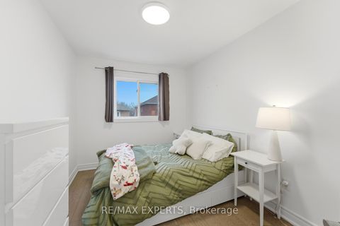 Photo 22 at 22 Wedgewood Place, Concord, Vaughan