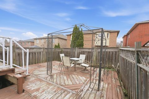 Photo 33 at 22 Wedgewood Place, Concord, Vaughan