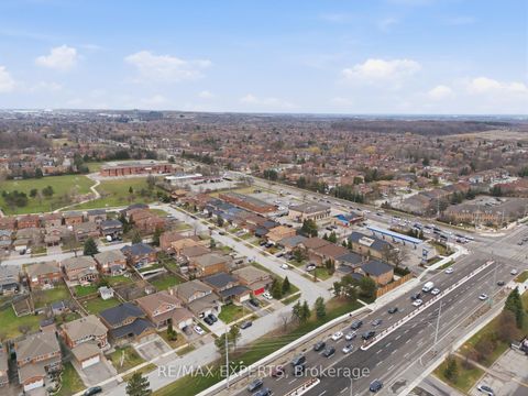 Photo 38 at 22 Wedgewood Place, Concord, Vaughan