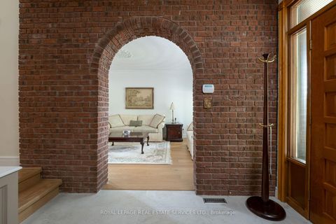 Photo 6 at 15 Westroyal Road, The Westway, Toronto