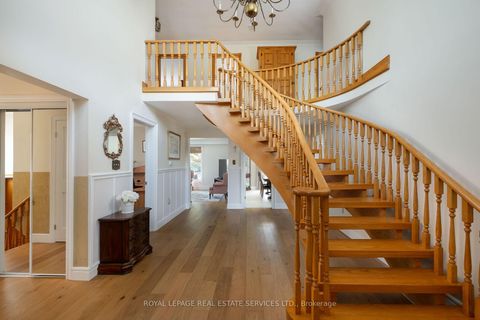 Photo 8 at 15 Westroyal Road, The Westway, Toronto