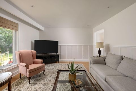 Photo 19 at 15 Westroyal Road, The Westway, Toronto