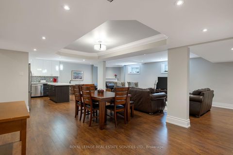 Photo 32 at 15 Westroyal Road, The Westway, Toronto