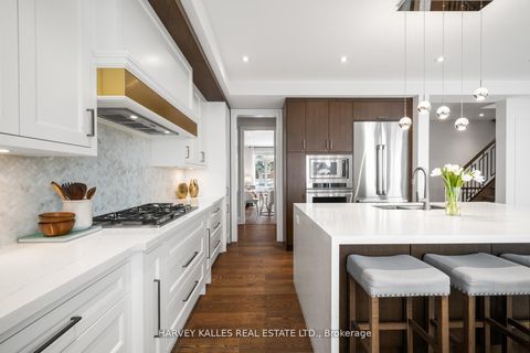 Photo 13 at 39 Amsterdam Avenue, Parkview, Toronto