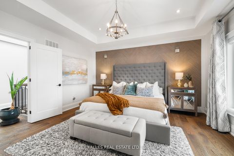 Photo 20 at 39 Amsterdam Avenue, Parkview, Toronto