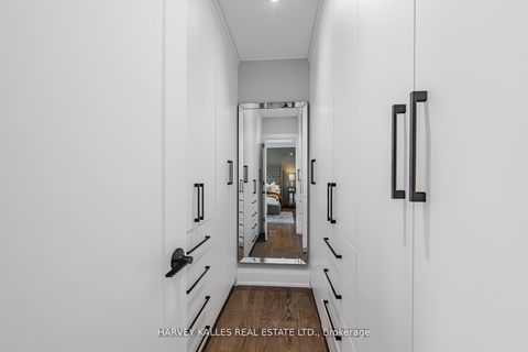 Photo 23 at 39 Amsterdam Avenue, Parkview, Toronto