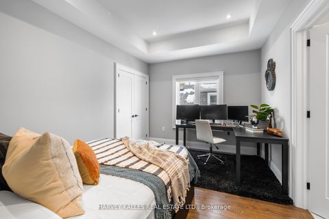 Photo 28 at 39 Amsterdam Avenue, Parkview, Toronto