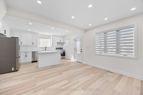 Photo 1 at 961 Victoria Park Avenue, Birchmount, Toronto