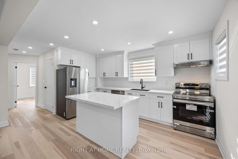 Photo 8 at 961 Victoria Park Avenue, Birchmount, Toronto