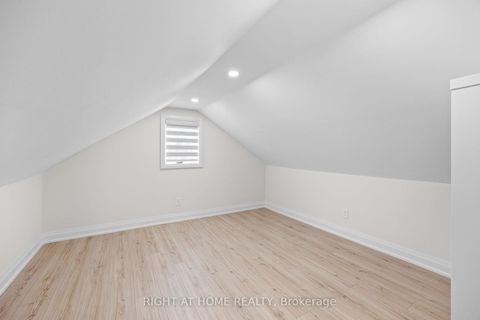 Photo 21 at 961 Victoria Park Avenue, Birchmount, Toronto