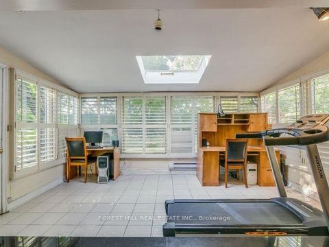 Photo 4 at 62 Northdale Road, Windfields, Toronto