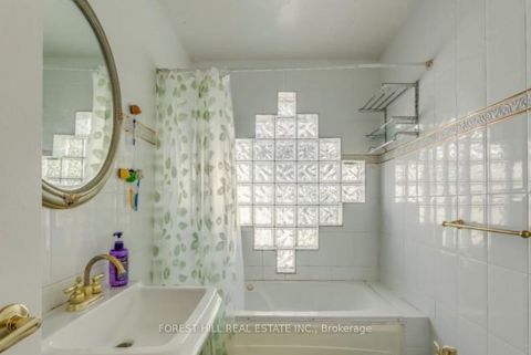 Photo 17 at 62 Northdale Road, Windfields, Toronto