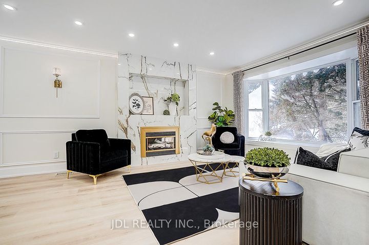 Photo 10 at 15 Crossburn Drive, Don Mills, Toronto